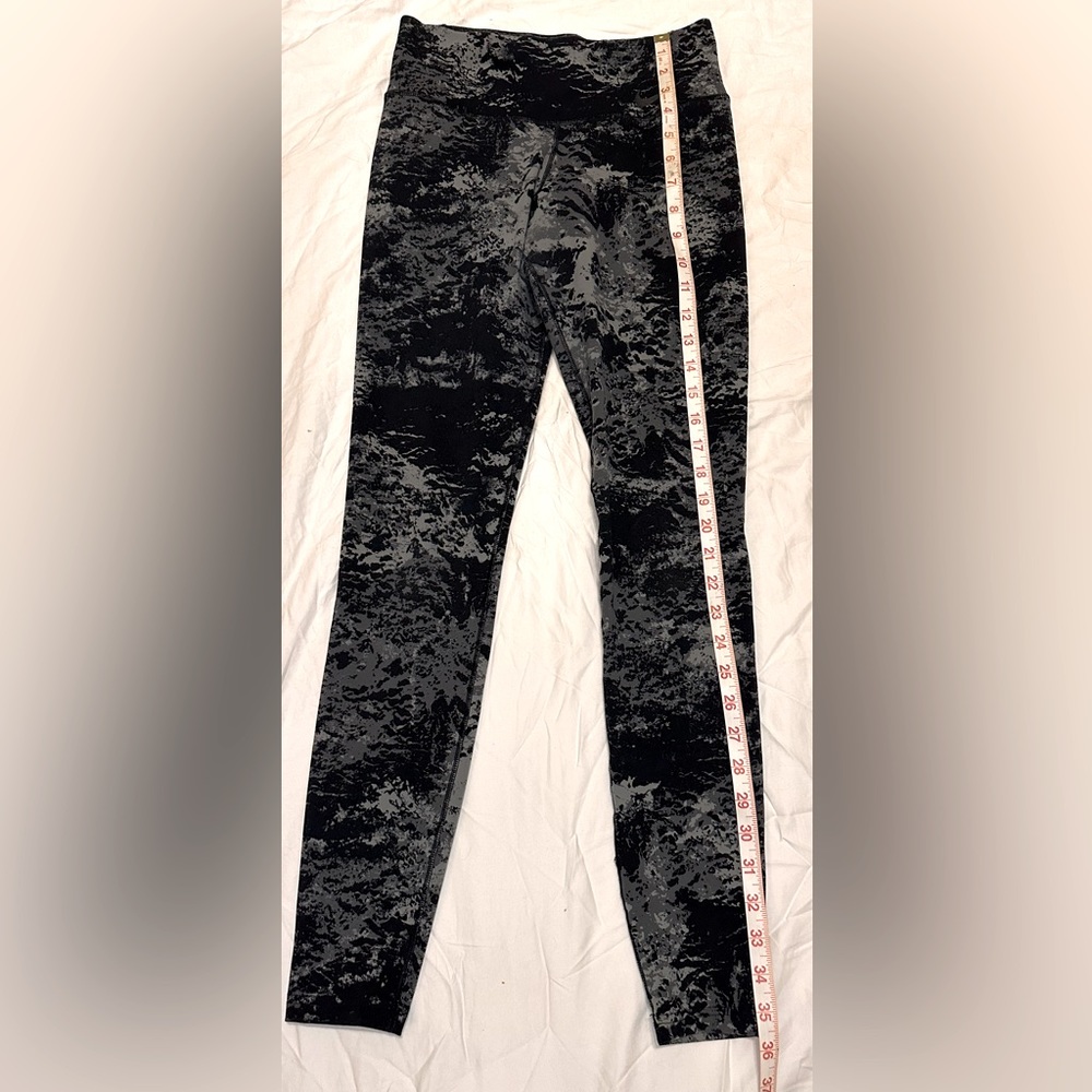 Women’s Nike Dri Fit leggings size small